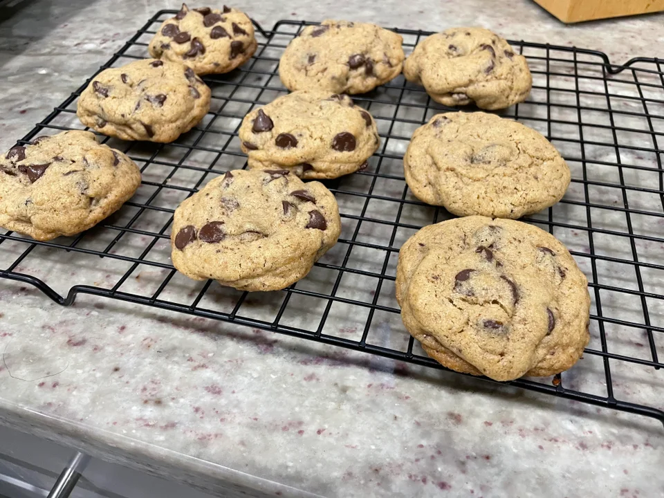 Dark chocolate chip cookies with espresso powder | zenlikeben